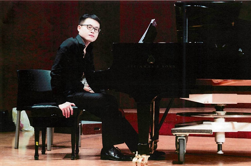 「『一世紀的故事』台北世紀合唱團25週年團慶音樂會」彩排：鋼琴伴奏王一達老師