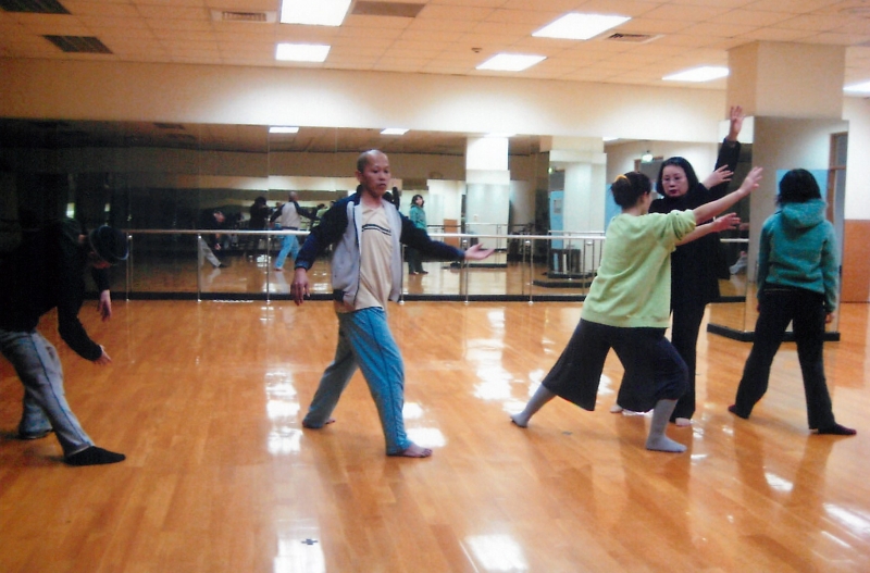 光環舞集2009年新作《無言》巡迴｜光環舞集舞蹈團｜國藝會補助成果檔案庫