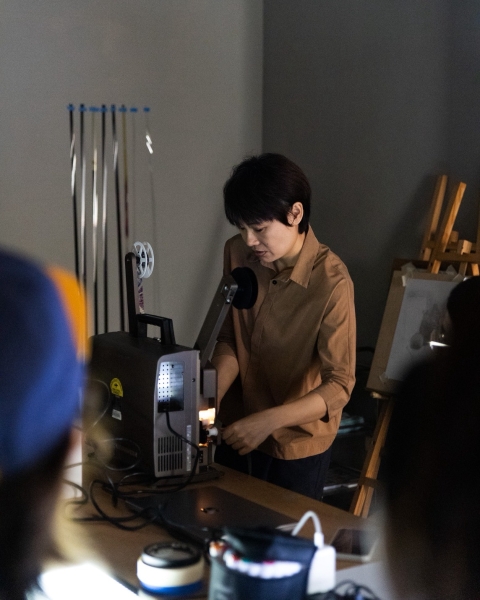 「三個太陽」個展｜胡農欣｜國藝會補助成果檔案庫