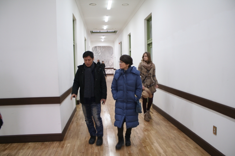 黃建宏「蓮花池：亞洲復興方案」活動紀錄：2014年3月與Artsonje的策展人金宣廷考察首爾的展覽地點