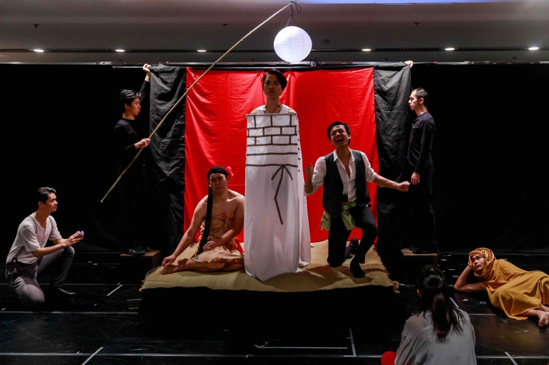 《鏡花轉》第三十屆澳門藝術節演出｜演摩莎劇團｜國藝會補助成果檔案庫