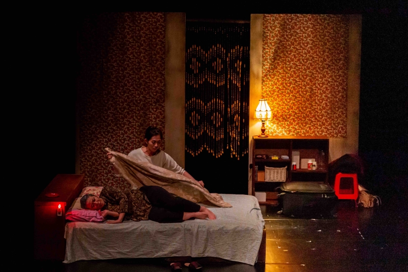 《鏡花轉》第三十屆澳門藝術節演出｜演摩莎劇團｜國藝會補助成果檔案庫