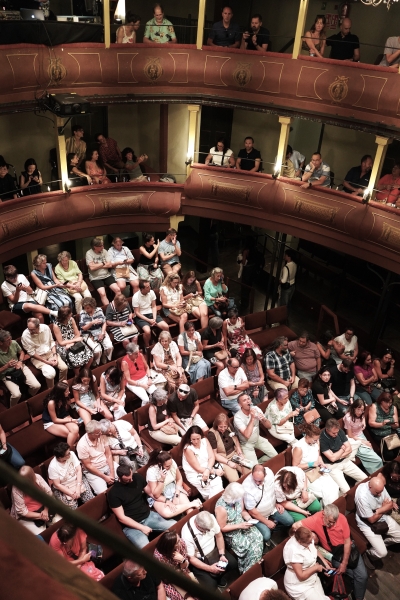 2025長弓舞蹈劇場《模糊的魚PECES BORROSOS》西班牙Auditorio De Tenerife共創合演計畫｜長弓舞蹈劇場｜國藝會補助成果檔案庫