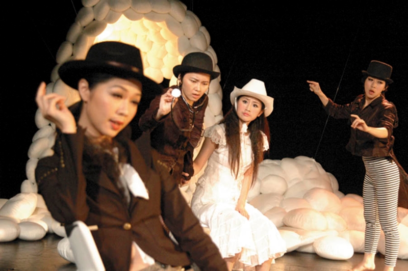 三姊妹  Sister Trio｜莎士比亞的妹妹們的劇團｜國藝會補助成果檔案庫