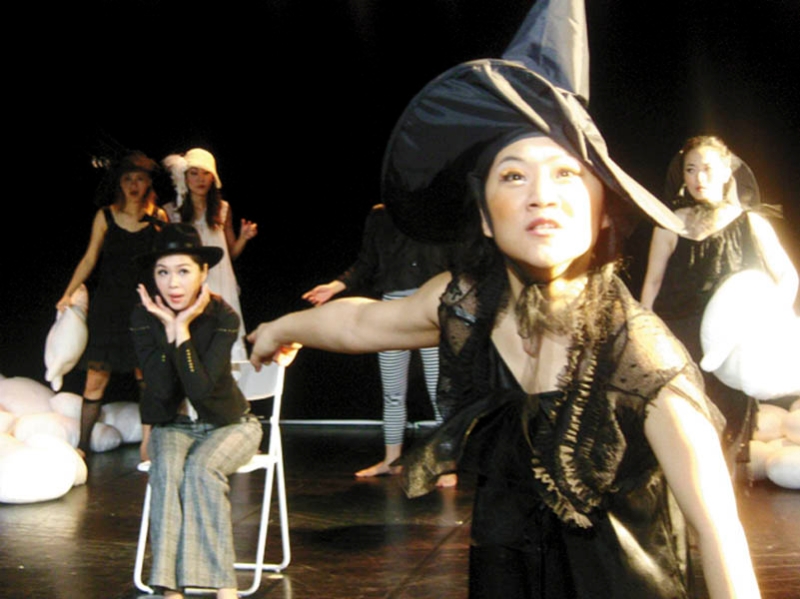 三姊妹  Sister Trio｜莎士比亞的妹妹們的劇團｜國藝會補助成果檔案庫