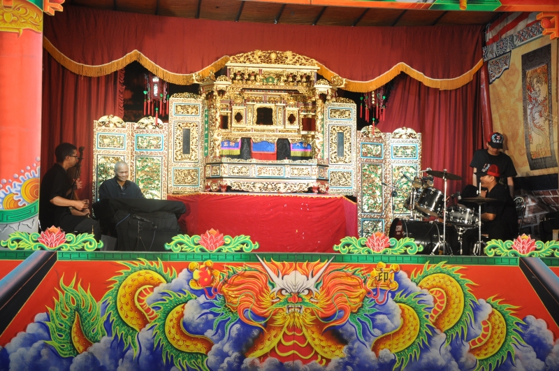 掌中乾坤 2015 布袋戲展演阿罩霧風雲｜中國太陽園掌中劇團｜國藝會補助成果檔案庫