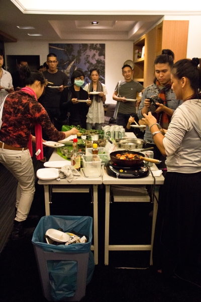 許峰瑞策劃《展•歐德•展》活動紀錄：藝術計畫日，《蝸牛料理》料理分享