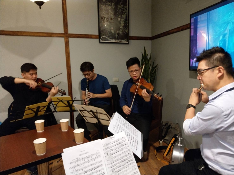 時間藝術工作室「貝多芬與我們的時代」演出照片：2020/12/25臺南想起民宿「私房音樂會V」講座