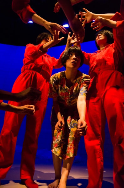 《單‧身》Singular 2014台北再現演出計畫｜稻草人現代舞蹈團｜國藝會補助成果檔案庫