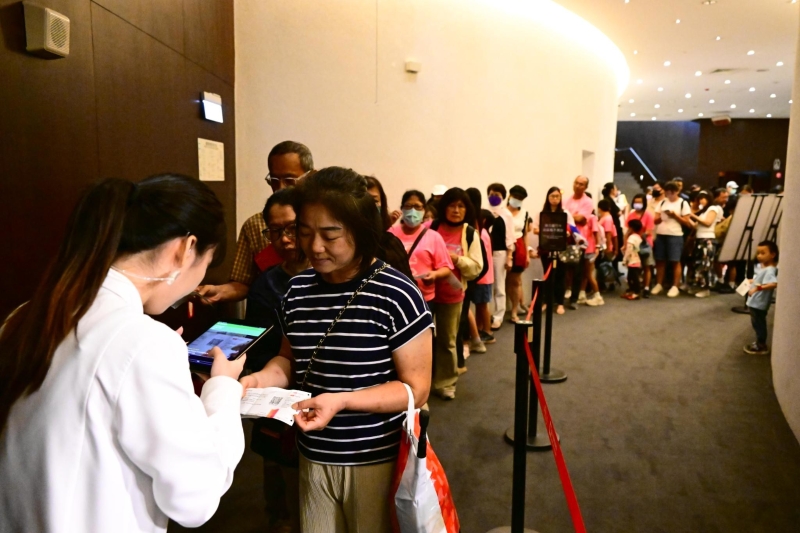 艸雨田首部臺法國際共製節目 《Proximities》三地巡演計畫|艸雨田舞蹈劇場|國藝會補助成果檔案庫