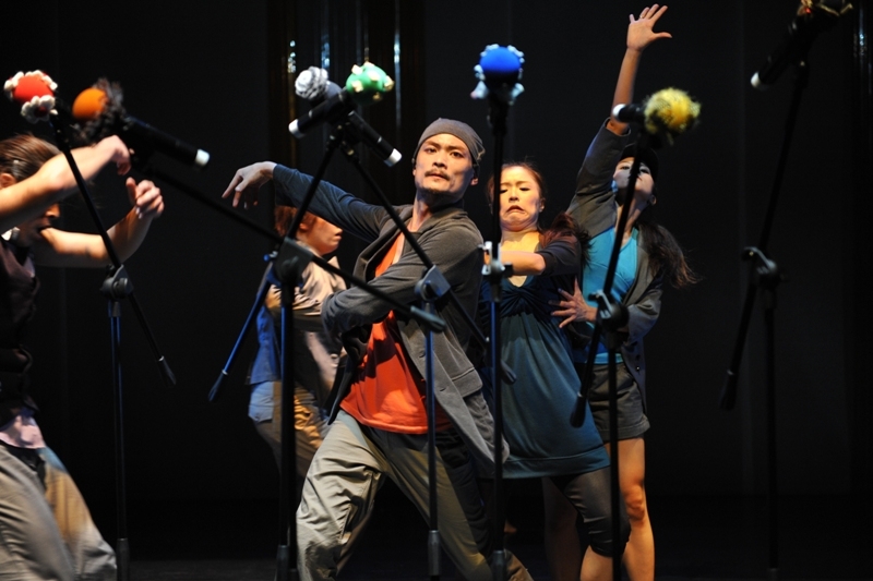 【黑醋加太多】巡迴演出補助申請｜三十舞蹈劇場｜國藝會補助成果檔案庫