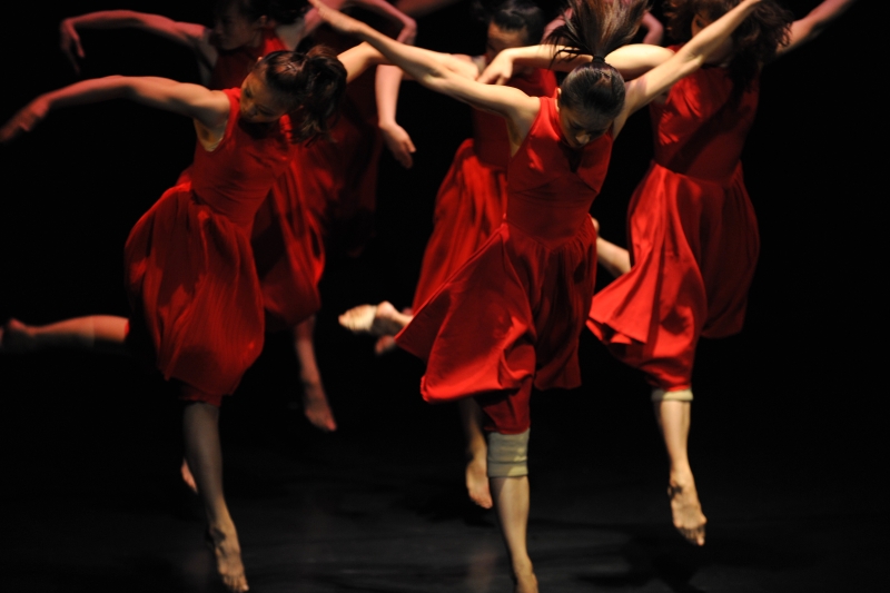 舞∕台｜三十舞蹈劇場｜國藝會補助成果檔案庫