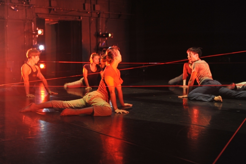 逃亡 × 祝你一路順風｜三十舞蹈劇場｜國藝會補助成果檔案庫