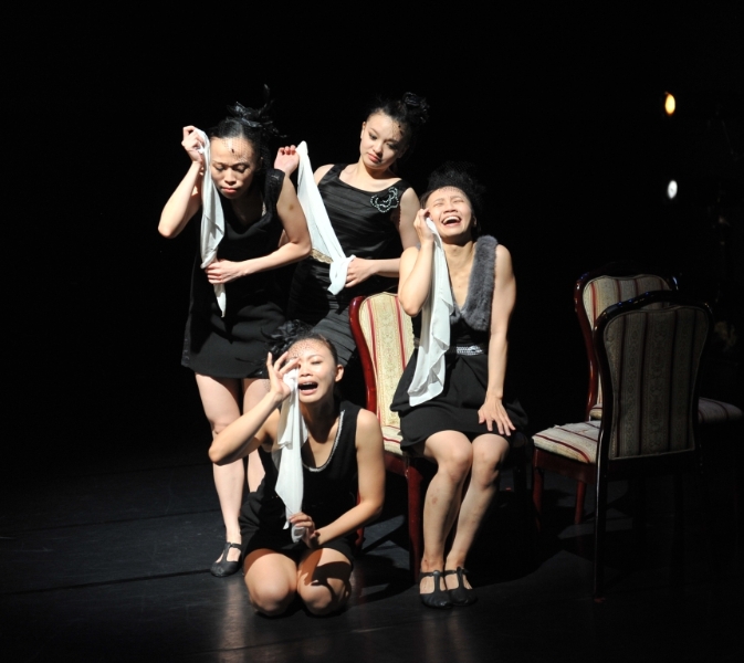 逃亡 × 祝你一路順風｜三十舞蹈劇場｜國藝會補助成果檔案庫