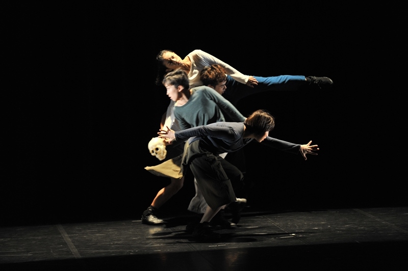 《話語靜止時》巡迴演出｜三十舞蹈劇場｜國藝會補助成果檔案庫