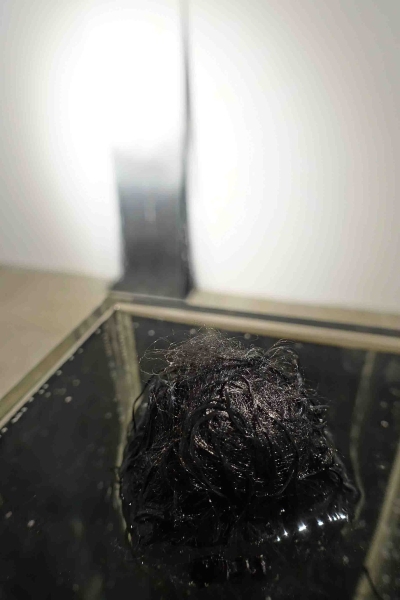 紅毯上的紅酒漬｜江蕎勤｜國藝會補助成果檔案庫