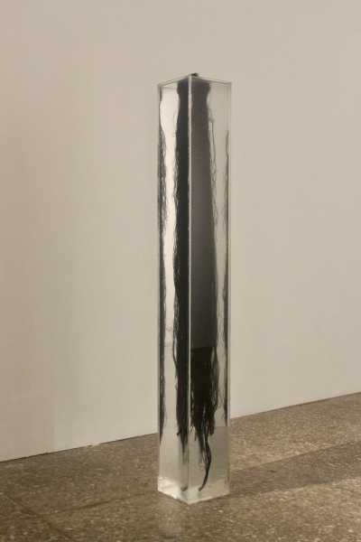 紅毯上的紅酒漬｜江蕎勤｜國藝會補助成果檔案庫