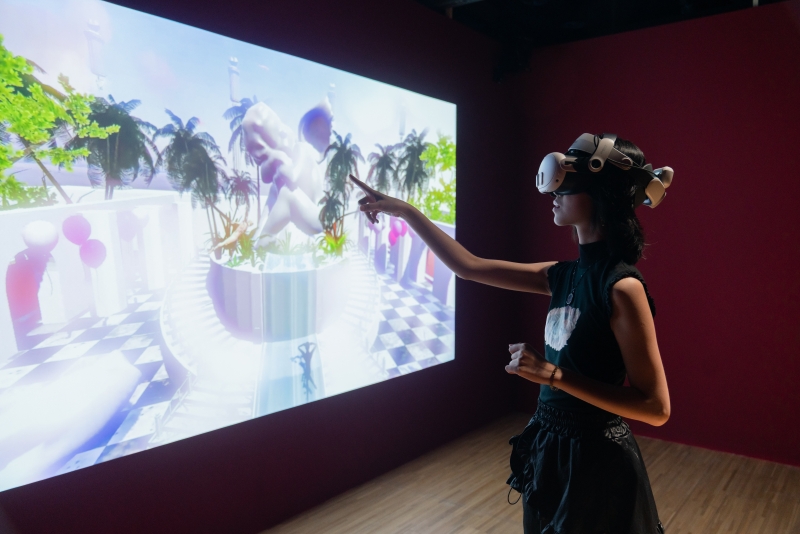 It＇s Always the Hands That —— 介面／交握｜李佳霖｜國藝會補助成果檔案庫