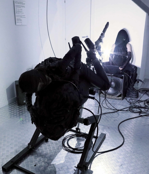 《無形連線 Invisible Wiring》  義大利、德國演出與駐村計劃｜彭詩雲｜國藝會補助成果檔案庫