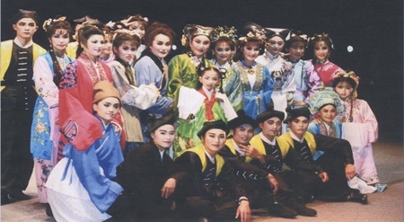 藝滿中秋  新加坡濱海藝術中心公演計畫｜唐美雲歌仔戲團｜國藝會補助成果檔案庫