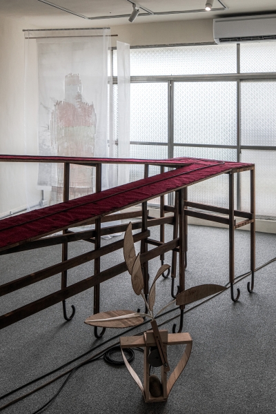 「生活是座乾涸的水池」毛刺空間策展計畫｜黃羿瑄｜國藝會補助成果檔案庫