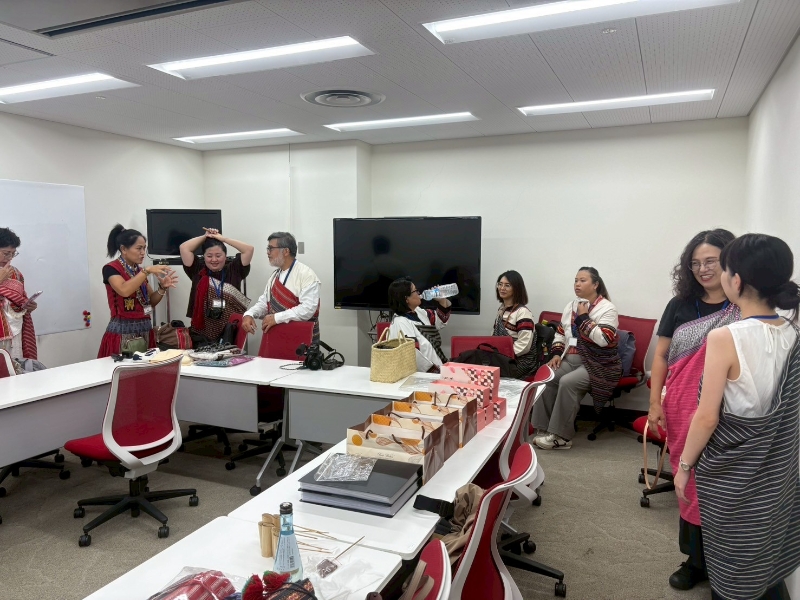 泰雅傳統服飾-博物館文物研究分析計畫｜苗栗縣原住民工藝協會｜國藝會補助成果檔案庫