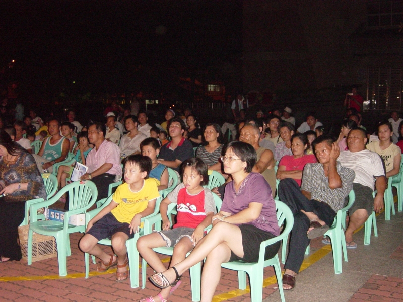 布袋戲黑色喜劇  白吃店｜真快樂掌中劇團｜國藝會補助成果檔案庫