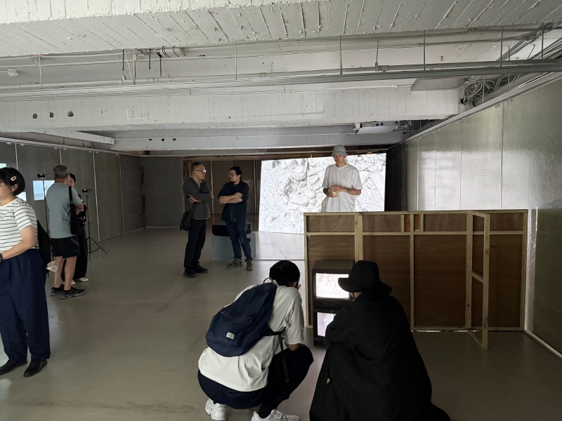 「脊柱的災難」創作計畫|許哲瑜藝術工作室|國藝會補助成果檔案庫