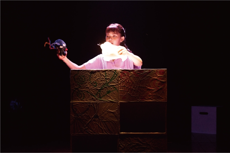 腦動劇團十號作品 - 李劭婕solo - 《豹歉，打擾一下》演出計畫｜腦動劇廠工作室｜國藝會補助成果檔案庫