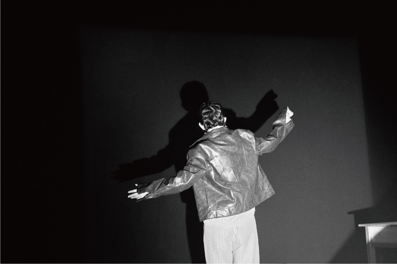 腦動劇團十號作品 - 李劭婕solo - 《豹歉，打擾一下》演出計畫｜腦動劇廠工作室｜國藝會補助成果檔案庫