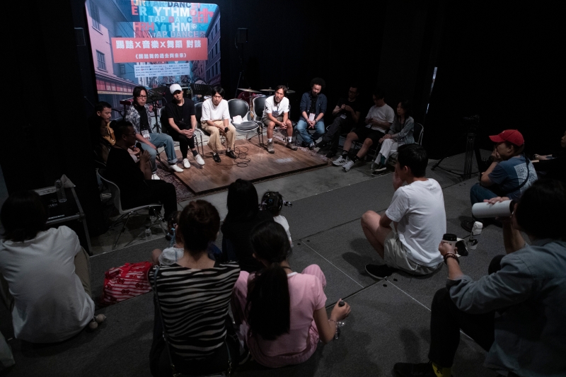 《Hoofing》踢踏TAP藝展—節奏的特寫、對話與再生|雷克斯踢踏舞團|國藝會補助成果檔案庫