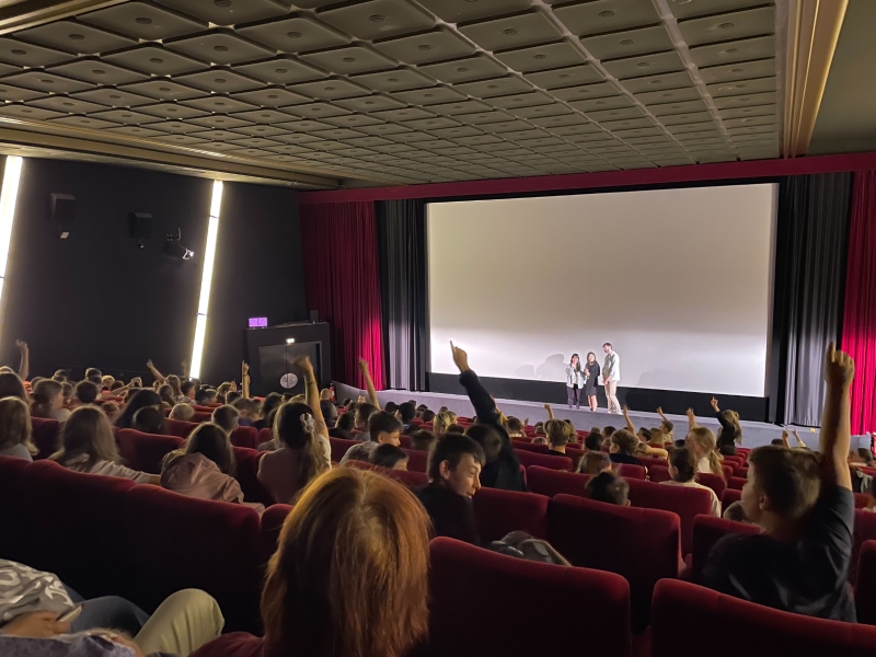 林芃蕙「《秘密森林少年》入選第71屆奧伯豪森國際短片影展(International Short Film Festival Oberhausens)放映暨交流計畫」映後座談:台上為導演曾子晏、製片林芃蕙與影展主持人