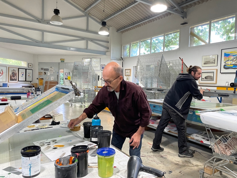 椿版畫團隊受邀CPS葡萄牙絹印中心 《PONTO DE IMPRESSÃO》40周年國際絹印技師研討會 暨西班牙Christian M Walter絹印工作室駐村研習計畫｜椿版畫絹印有限公司｜國藝會補助成果檔案庫