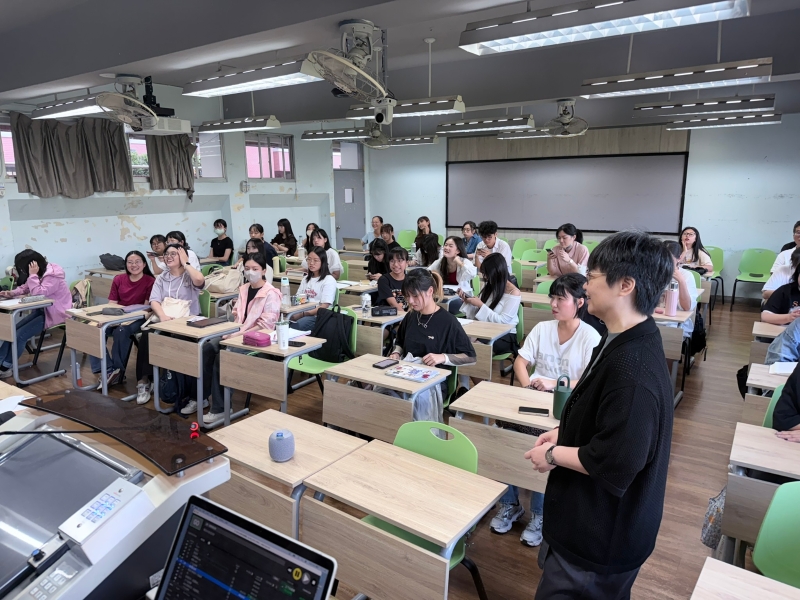 《白色說書人》 校園讀演暨人權教育推廣計畫｜同黨劇團｜國藝會補助成果檔案庫