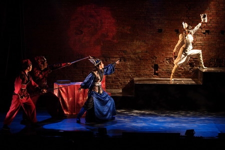 胡撇仔經典重現  玫瑰賊｜臺灣春風歌劇團｜國藝會補助成果檔案庫