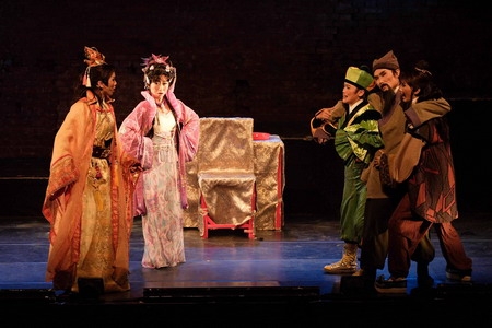 胡撇仔經典重現  玫瑰賊｜臺灣春風歌劇團｜國藝會補助成果檔案庫