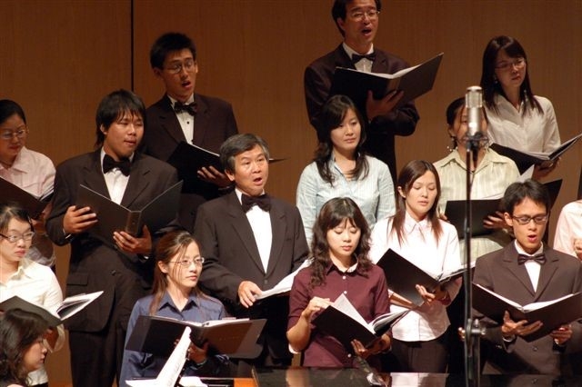 夏夜．玫瑰情—高雄市內合唱團 2007 年夏季演唱會｜高雄室內合唱團｜國藝會補助成果檔案庫