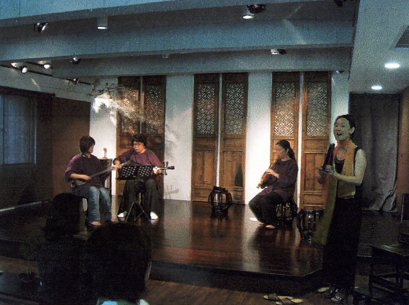 『以 心 傳 薪』 ──2008南管表演藝術進修研習計畫｜心心南管樂坊｜國藝會補助成果檔案庫