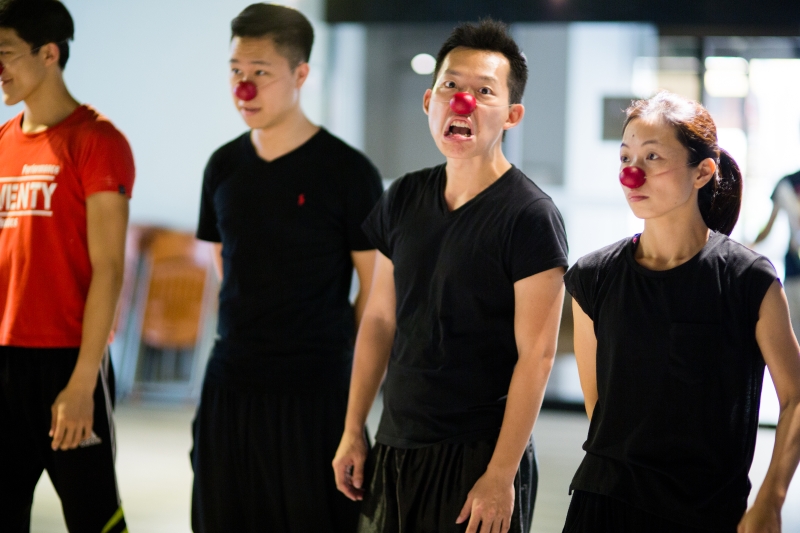 「紅鼻子醫生深耕台灣計畫」小丑的分組練習：專業演員小丑工作坊