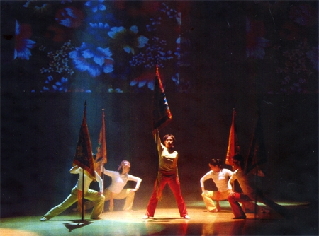 花鼓之外｜愛因斯跨領域創作坊｜國藝會補助成果檔案庫