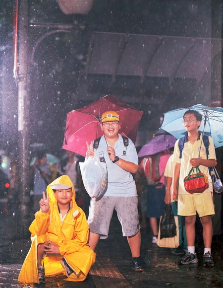 雨裝速記｜鍾順龍｜國藝會補助成果檔案庫