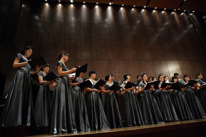 蔚藍之聲八週年音樂會-玫瑰香頌｜蔚藍之聲｜國藝會補助成果檔案庫