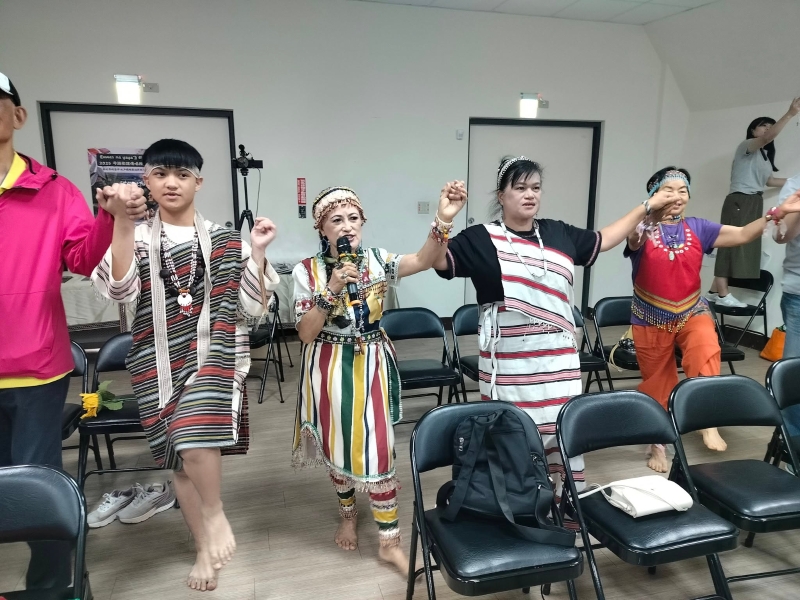 《uwas na yaya'》媽媽的歌─2025母語歌謠傳唱推廣計畫|泰雅風情舞蹈團|國藝會補助成果檔案庫